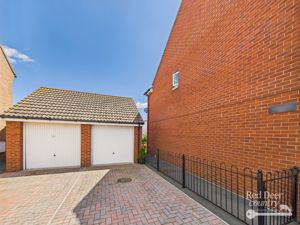 Garage- click for photo gallery